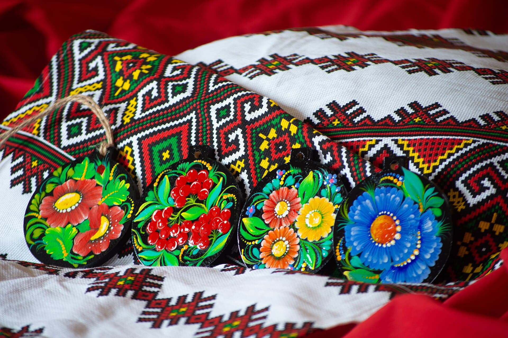 Медальйони